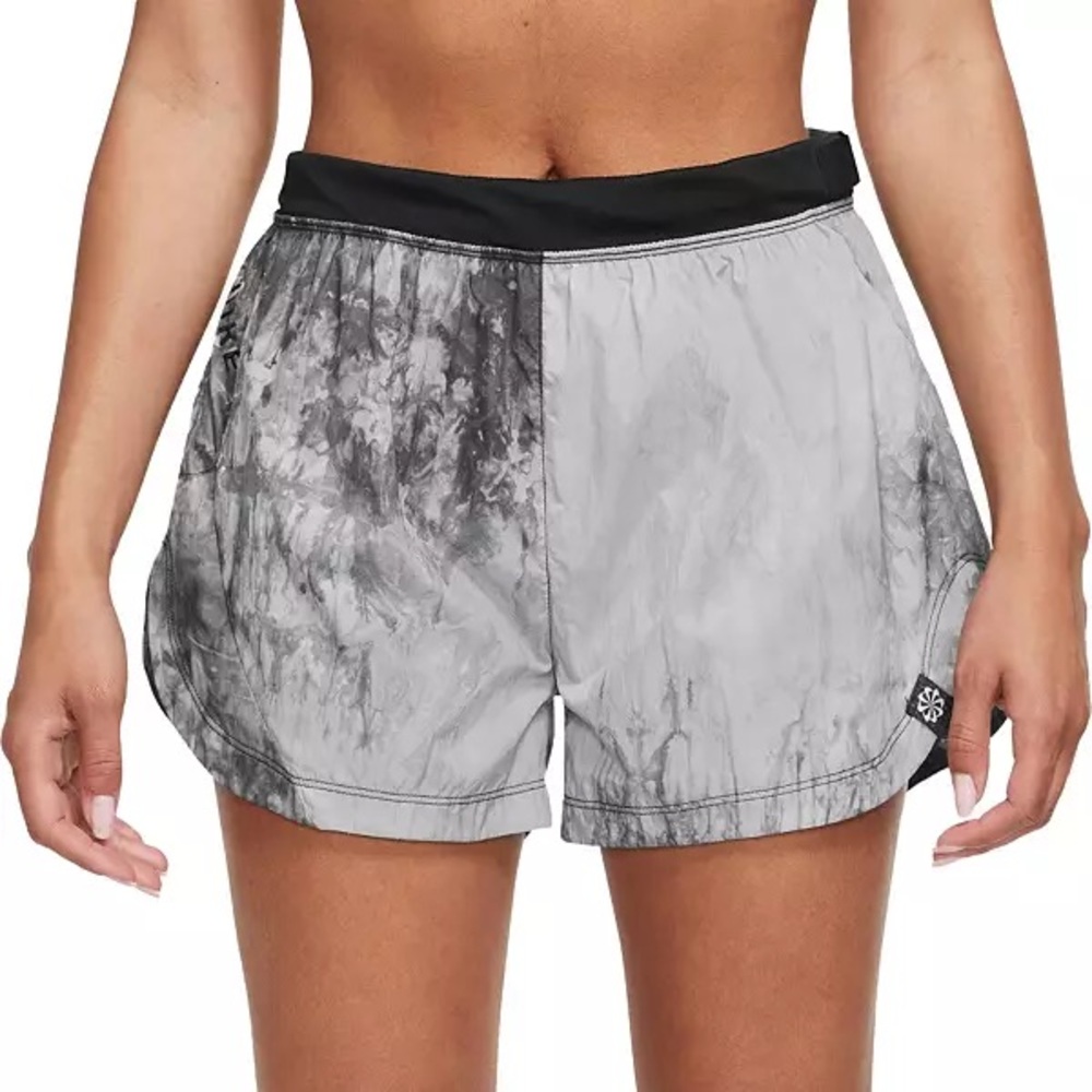 Nike Dri-FIT Repel 3” Trail Running Shorts Black White Ombre Women’s NWT XS
